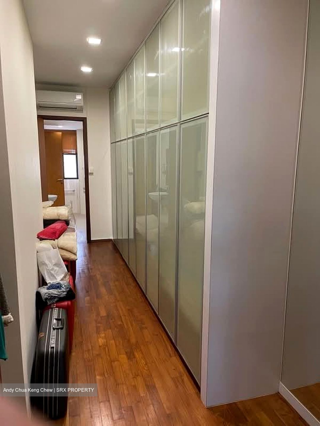 Onan Road (D15), Terrace #578647531